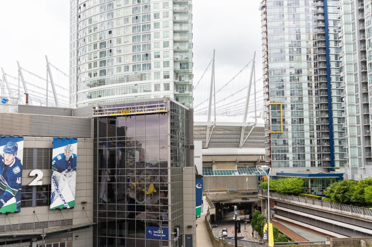 Heart Of Downtown 1 Bd Entire Condo - Pool, Gym, Parking, Office, Ac Vancouver Kültér fotó