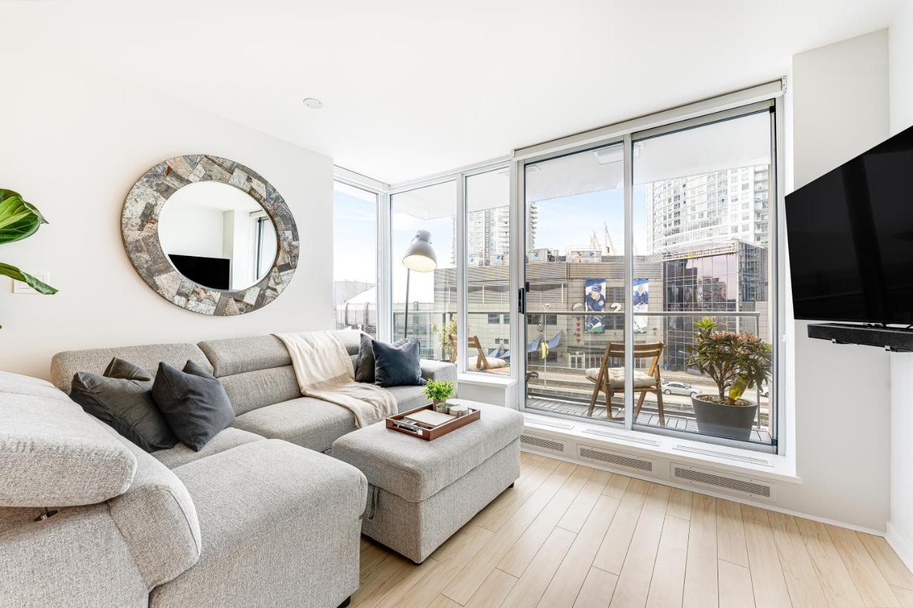 Heart Of Downtown 1 Bd Entire Condo - Pool, Gym, Parking, Office, Ac Vancouver Kültér fotó