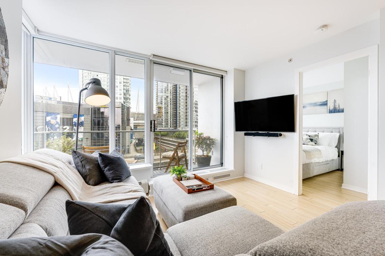 Heart Of Downtown 1 Bd Entire Condo - Pool, Gym, Parking, Office, Ac Vancouver Kültér fotó